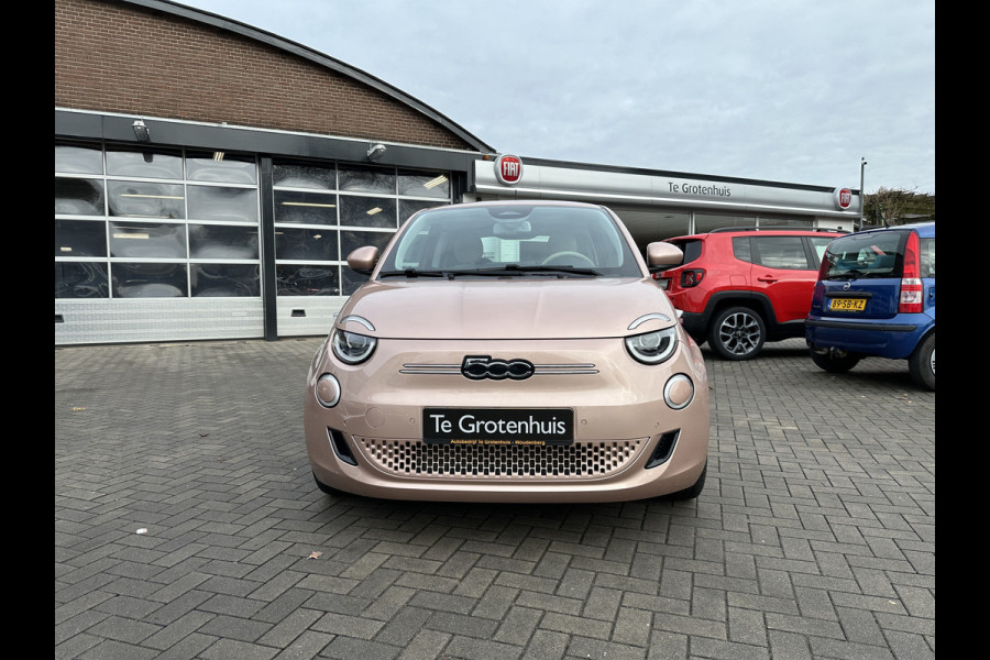 Fiat 500E 3+1 La Prima 42 kWh