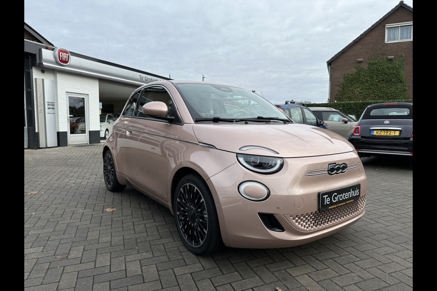 Fiat 500E 3+1 La Prima 42 kWh