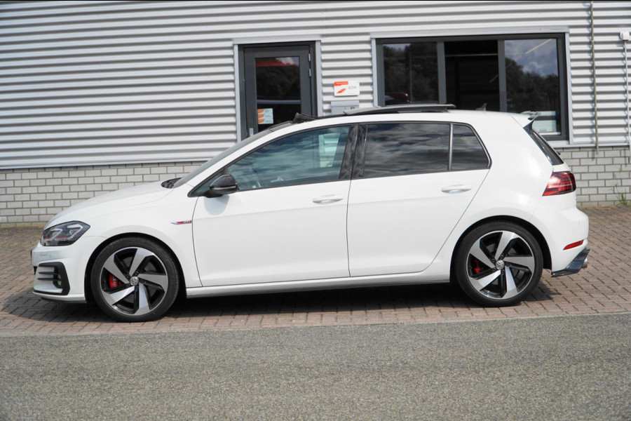 Volkswagen Golf 2.0 TSI GTI Performance PANO