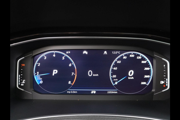 Volkswagen T-Roc 2.0 TSI 4Motion R 300pk | Pano | Apple Carplay | Rijmodi | Camera | Adapt. cruise| Wifi