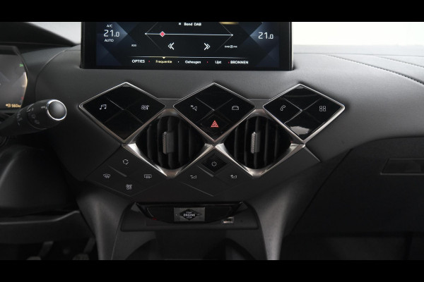 DS DS 3 Crossback PureTech 100 Montmartre | Parkeersensoren | Apple Carplay | Allseason Banden | Navigatie | Climate Control