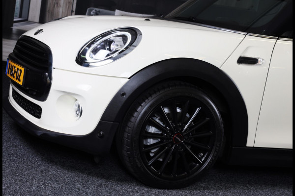 MINI Mini 1.5 Cooper Chili / AUT / FACELIFT / Navi / Cruise Control / Ecc / Elek Pakket / Led / Pdc / 17 Inch