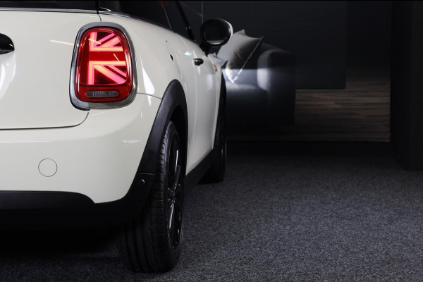 MINI Mini 1.5 Cooper Chili / AUT / FACELIFT / Navi / Cruise Control / Ecc / Elek Pakket / Led / Pdc / 17 Inch