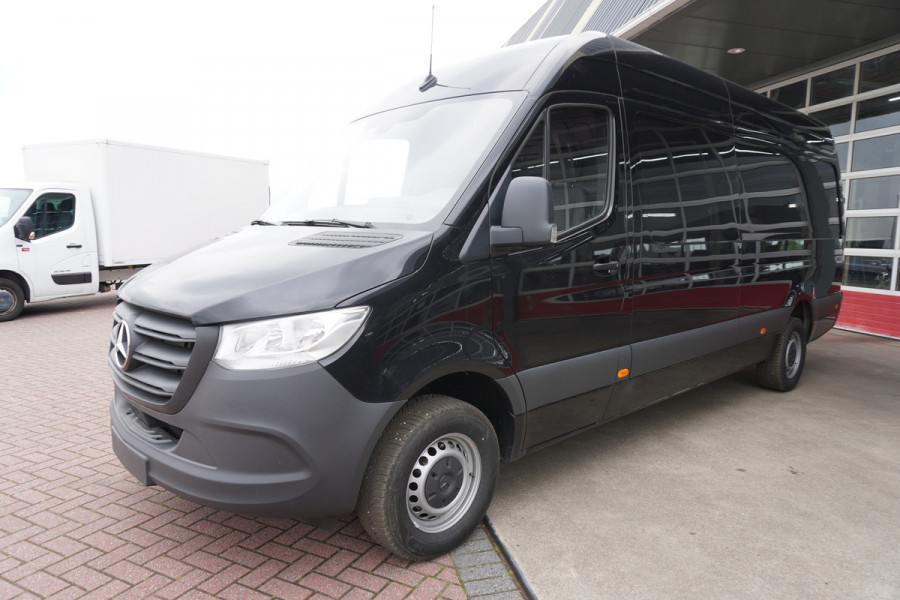 Mercedes-Benz Sprinter 317CDI 170PK L3H2 RWD Automaat Nr. V128 | Airco | Navi | Cruise | Camera | All season