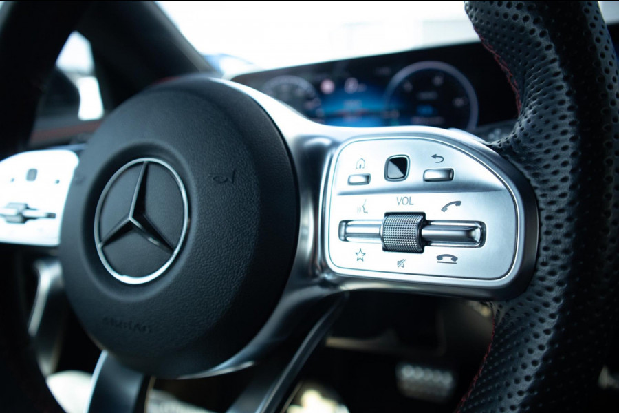 Mercedes-Benz CLA-Klasse 180 Business Solution AMG Widescreen ambient lighting