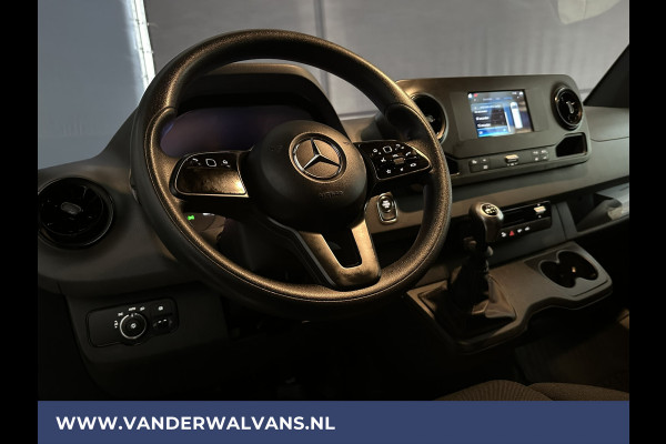 Mercedes-Benz Sprinter 314 CDI 143pk L2H1 Euro6 Airco | Camera | Trekhaak | Apple Carplay Android Auto, Chauffeursstoel, MBUX