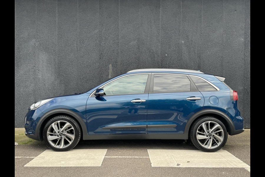 Kia Niro 1.6 GDi Hybrid ExecutiveLine Automaat | Leder | JBL | 18" Velgen | Stuur-/Stoelverwarming | Key-Less | Clima | PDC | Cruise | LED |