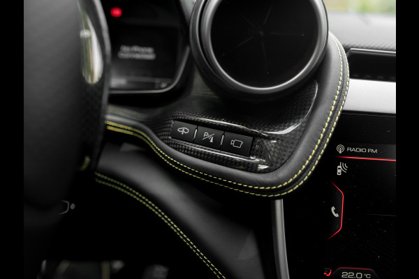 Ferrari GTC4 Lusso 6.3 V12 | Lift | Carbon Driver Zone | Pass. Display | Camera v+a | JBL