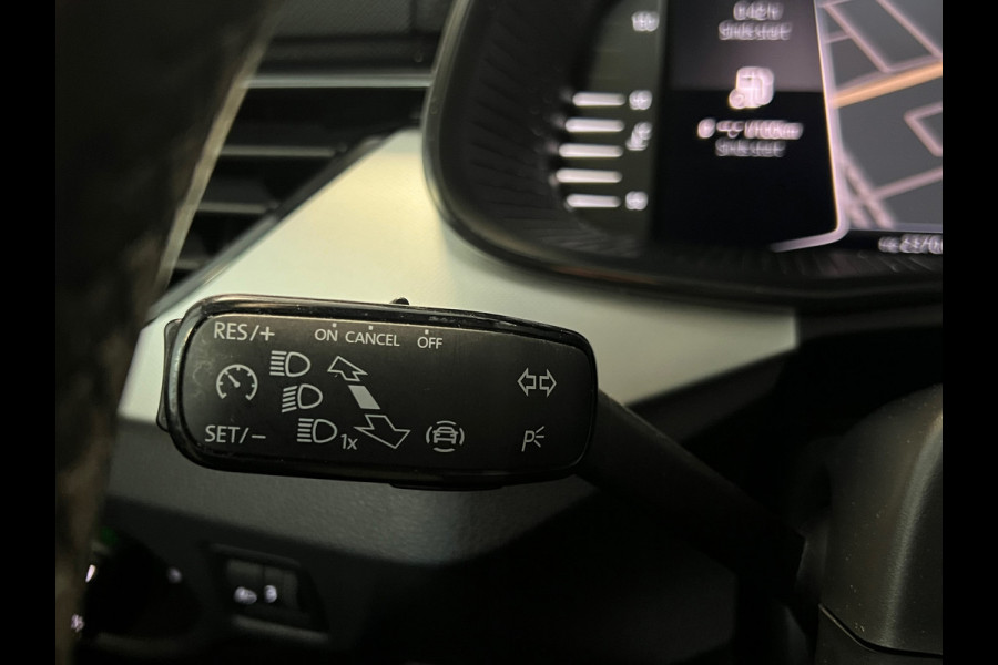 Škoda Kamiq 1.0 TSI Ambition|1e Eigenaar|Navi|LED|Dealer Onderhouden
