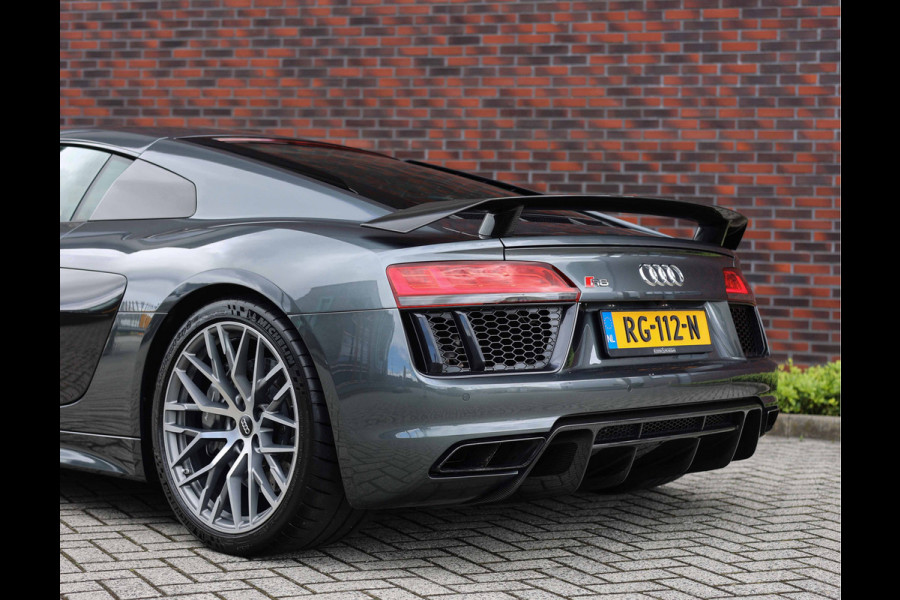 Audi R8 5.2 FSI Quattro V10 Plus *Dealer odh*Carbon*Magnetic Ride*Keramisch*
