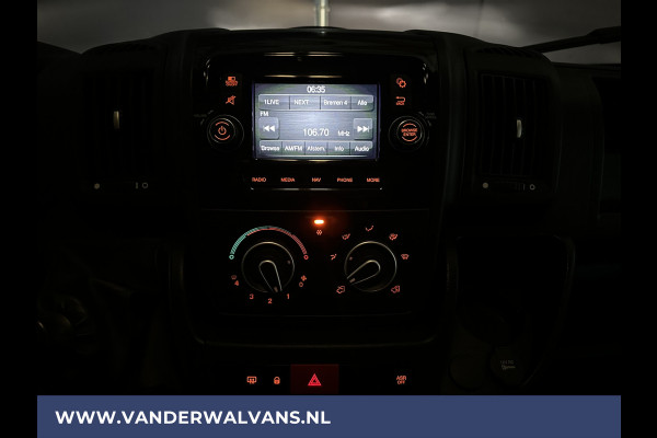 Citroën Jumper 2.0 BlueHDi 141pk L2H1 Euro6 Airco | Imperiaal | Navigatie | 2500kg Trekhaak Camera, LED, Parkeersensoren, Bijrijdersbank