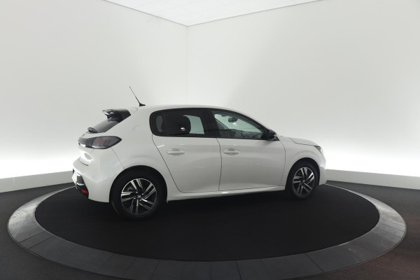 Peugeot 208 PureTech 100 EAT8 Allure | Camera | Apple Carplay | Parkeersensoren | Climate Control