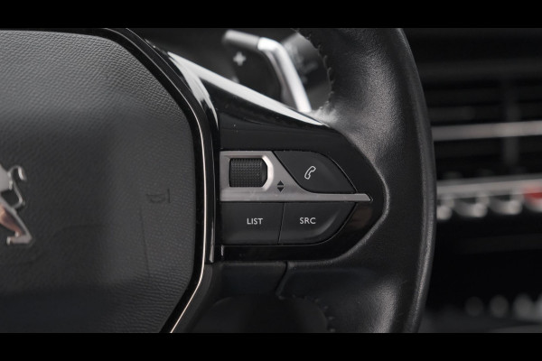 Peugeot 208 PureTech 100 EAT8 Allure | Camera | Apple Carplay | Parkeersensoren | Climate Control