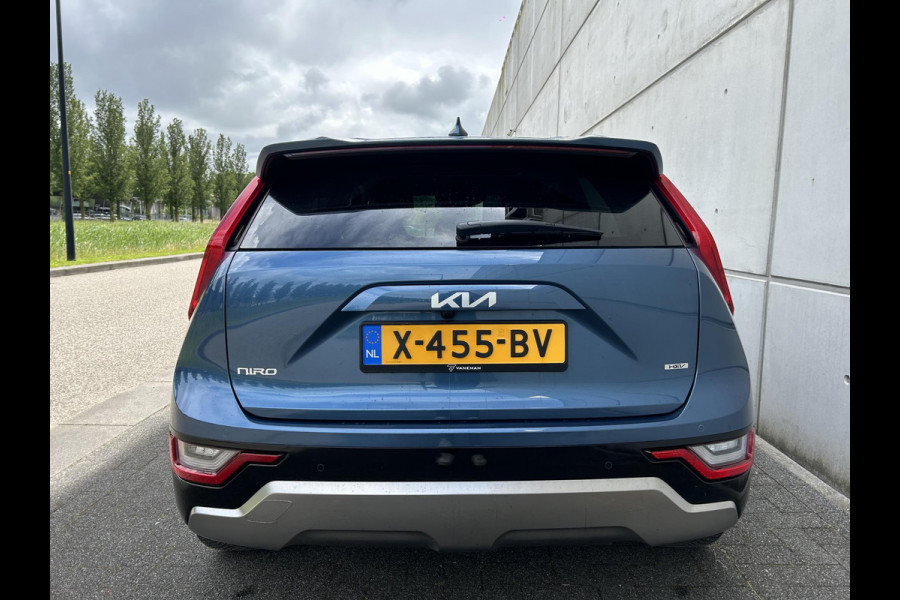 Kia Niro 1.6 GDi Hybrid ExecutiveLine Automaat | Schuif-/Kanteldak | Leder | Harman/Kardon | 18” Velgen | Stoelverkoeling | Camera | Navi | Stuur-/Stoelverwarming | Clima | Key-Less | Apple CarPlay/Android Auto | PDC | Cruise | LED |