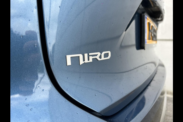 Kia Niro 1.6 GDi Hybrid ExecutiveLine Automaat | Schuif-/Kanteldak | Leder | Harman/Kardon | 18” Velgen | Stoelverkoeling | Camera | Navi | Stuur-/Stoelverwarming | Clima | Key-Less | Apple CarPlay/Android Auto | PDC | Cruise | LED |