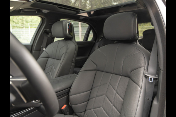 BMW i7 xDrive60 - M-Sport - Executive Lounge - Rear Entertainment - Bowers & Wilkins