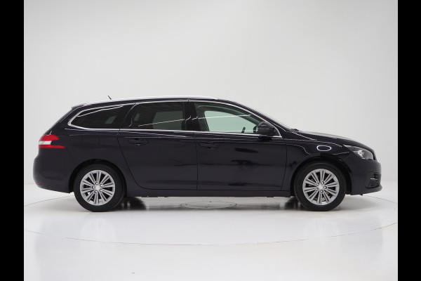 Peugeot 308 SW 1.2 PureTech Blue Lease Premium | Panoramadak | Carplay | Camera | Trekhaak