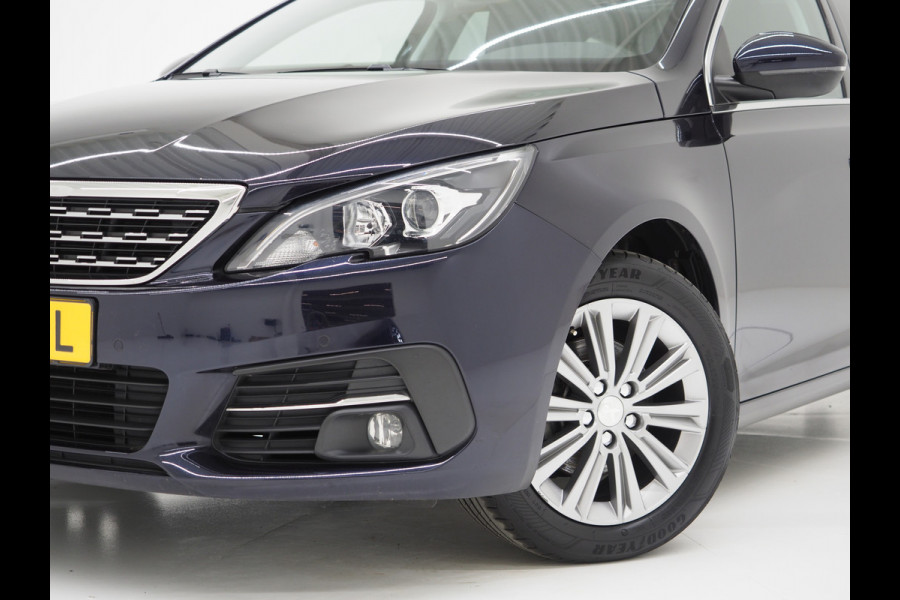 Peugeot 308 SW 1.2 PureTech Blue Lease Premium | Panoramadak | Carplay | Camera | Trekhaak