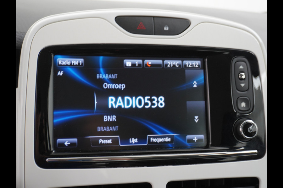 Renault ZOE R90 41kw EIGEN ACCU(10.895 Na Subsidie) 93pk AUT. Navi ECC Apple Carplay Android WiFi-vb. LED EBD Multi-Media.vb. Bluetooth Apps ASR Volledig Dealer onderhouden! lage km stand!!