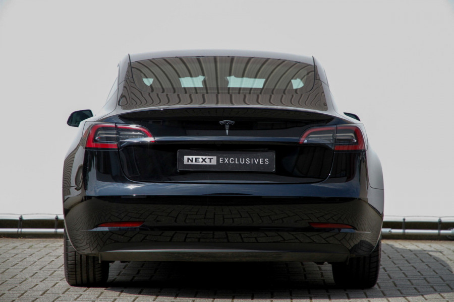 Tesla Model 3 Standard RWD Plus 60 kWh | BTW | Autopilot | ACC | Blindspot | Stuurwielverwarming