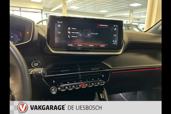 Peugeot 208 1.2 PureTech GT-line ,pano,stoelverw,camera,stoelverw,apple carplay