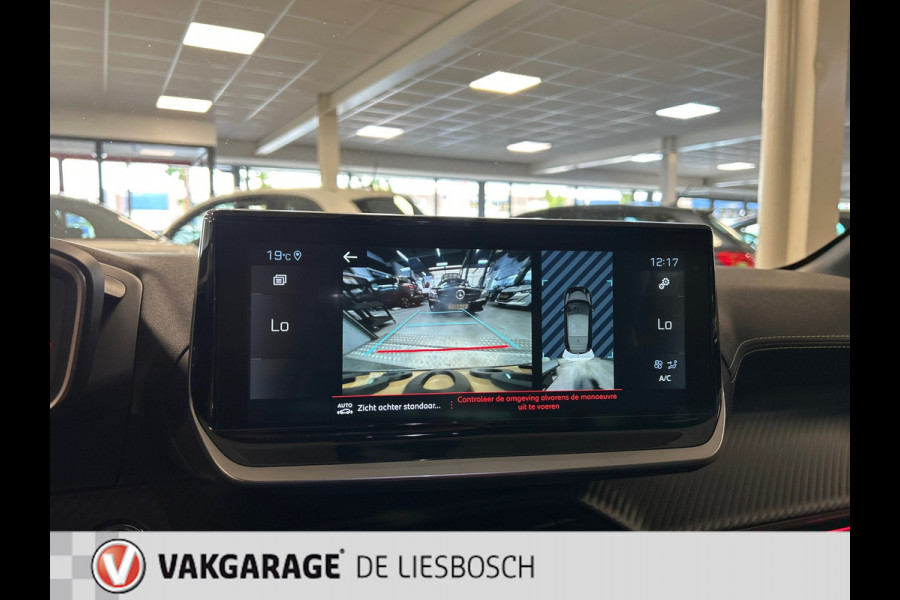 Peugeot 208 1.2 PureTech GT-line ,pano,stoelverw,camera,stoelverw,apple carplay