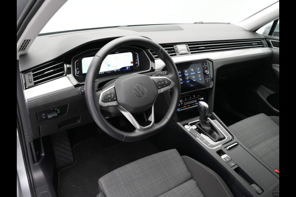 Volkswagen Passat Variant 1.5 TSI 150pk DSG Business Navigatie Virtual Cockpit Acc Camera