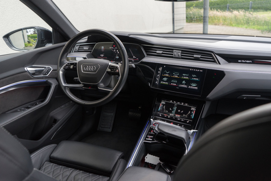 Audi e-tron S Sportback Quattro 370 kW / Incl. BTW/ Luchtvering/ Standkachel/ Bang & Olufsen Sound System/ Panoramadak/ 371kW (504PK)