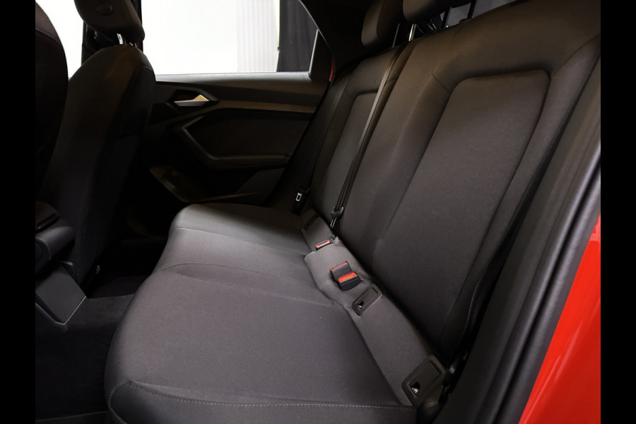 Audi A1 citycarver 30 TFSI epic S Tronic 110pk Dealer O.H | LED Koplampen | Virtual Cockpit | 17"L.M |  Navi Full Map | Stoelverwarming | Keyless | Apple Carplay | DAB |