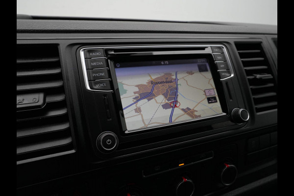 Volkswagen Transporter 2.0 TDI 102pk L2H1 Highline Marge! Navigatie Trekhaak Cruise Carplay