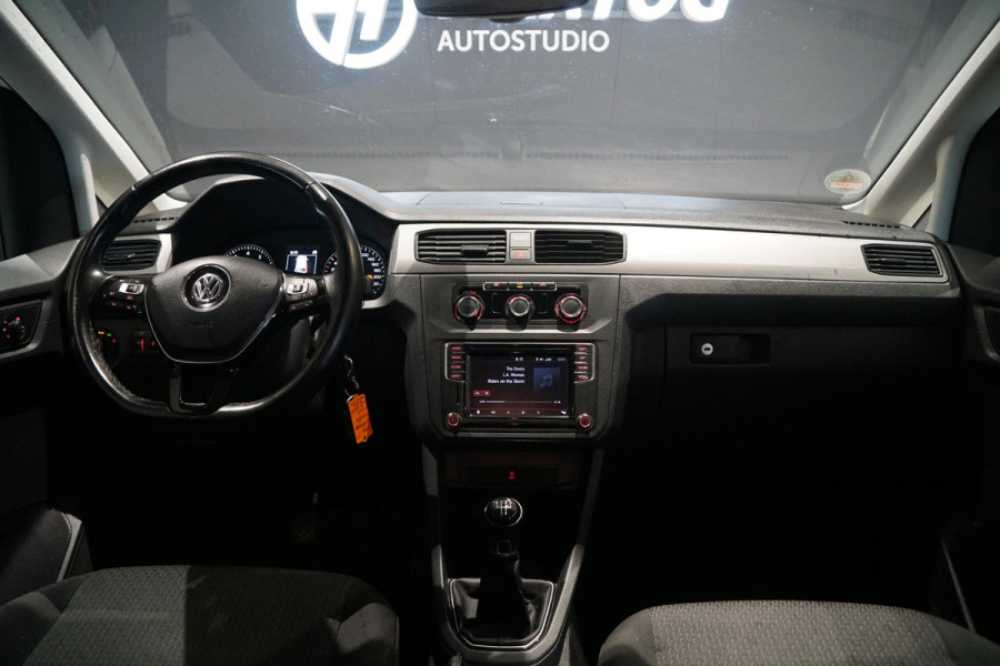 Volkswagen Caddy 1.0 TSI + ADAPTIVE CRUISE / CAMERA / APPLE CARPLAY