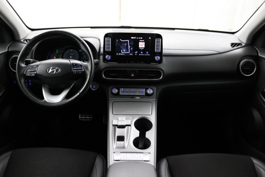 Hyundai Kona EV Fashion 64 kWh*€15500 NA SUBSIDIE*1/2 LEER*