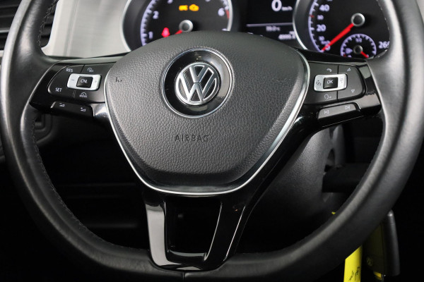 Volkswagen Golf 1.0 TSI Comfortline 115PK | Parkeersensoren | Cruise control