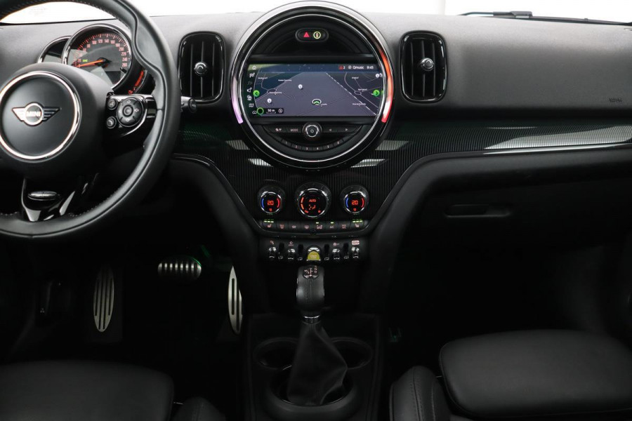 MINI Countryman 2.0 Cooper S E ALL4 | Panoramadak | Leder | Carplay | Stoelverwarming | Keyless | Harman/Kardon | Navigatie | Verwarmde voorruit | Climate control | Full LED