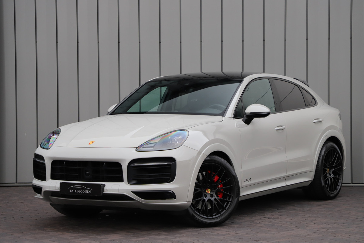 Porsche Cayenne 4.0 GTS | Pano | Sport-chrono | ACC | Bose | Led-matrix | Sfeerverlichting | 2021.