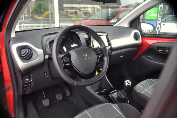 Peugeot 108 1.0 e-VTi Allure | Navigatie | Keurige staat! | 4 seizoenenbanden