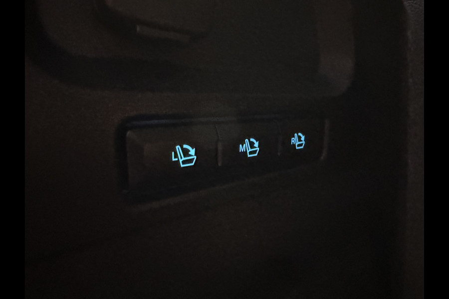 Ford Galaxy 2.0 Titanium 240pk Automaat 7 Persoons | Adaptive Cruise | LED Koplampen | Stoelverwarming | Memory Stoel | Keyless | Privacy Glass | Laneassist |