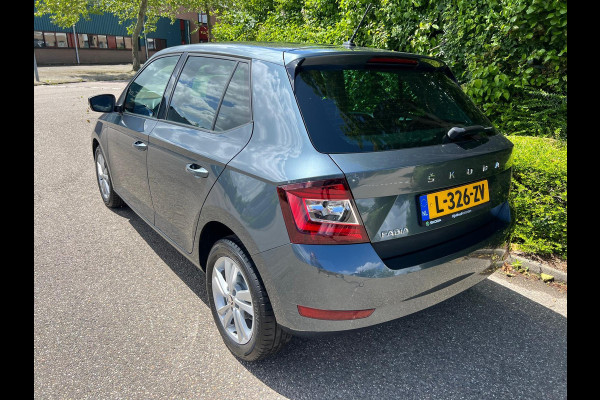 Škoda Fabia 1.0 TSI Online Edition / Apple Carplay / parkeer sensoren