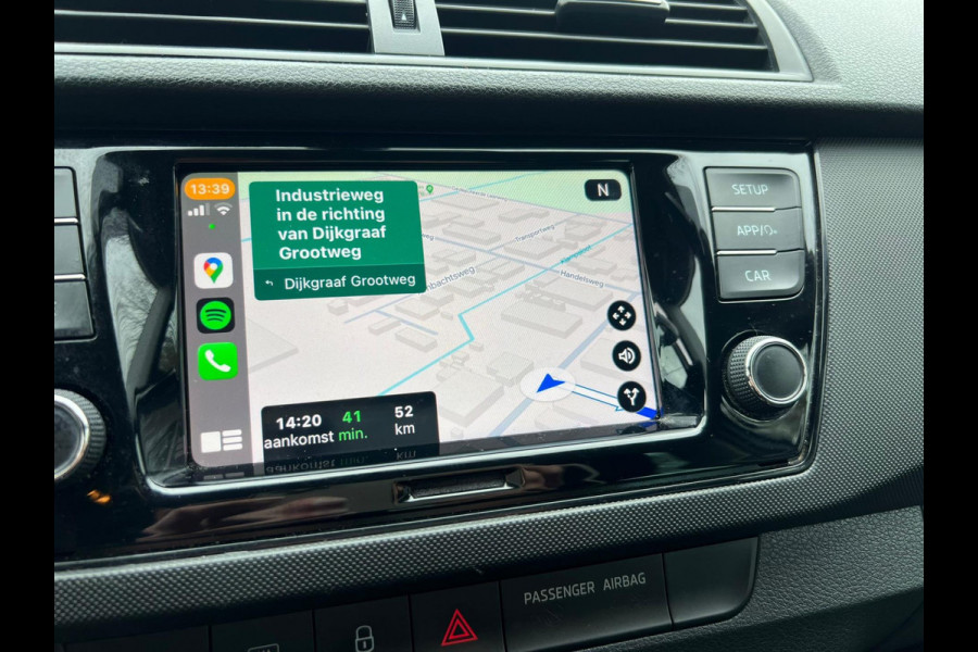 Škoda Fabia 1.0 TSI Online Edition / Apple Carplay / parkeer sensoren