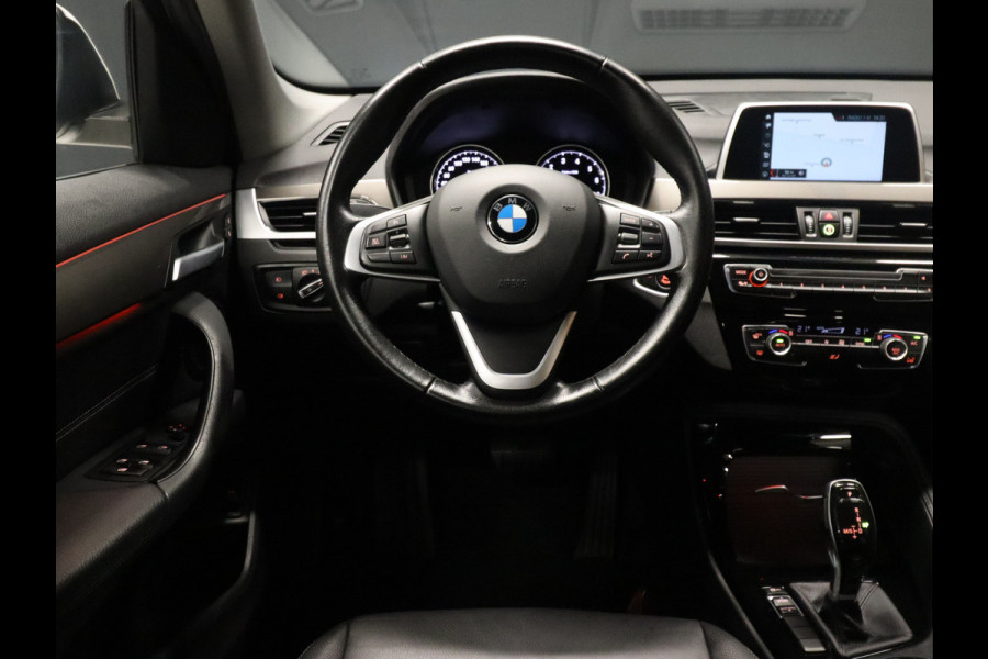 BMW X1 sDrive18i Executive X-Line [TREKHAAK, PDC, CLIMATE, CRUISE, HALF LEDER, NAVIGATIE, BLUETOOTH, NIEUWSTAAT]
