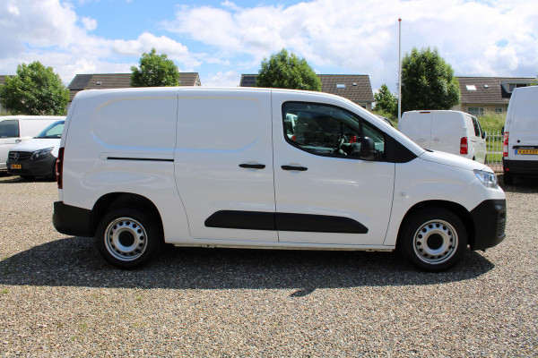 Citroën Berlingo 1.2 PureTech 110PK, Club XL, Airco, Benzine