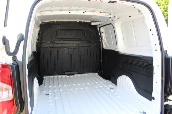 Citroën Berlingo 1.2 PureTech 110PK, Club XL, Airco, Benzine