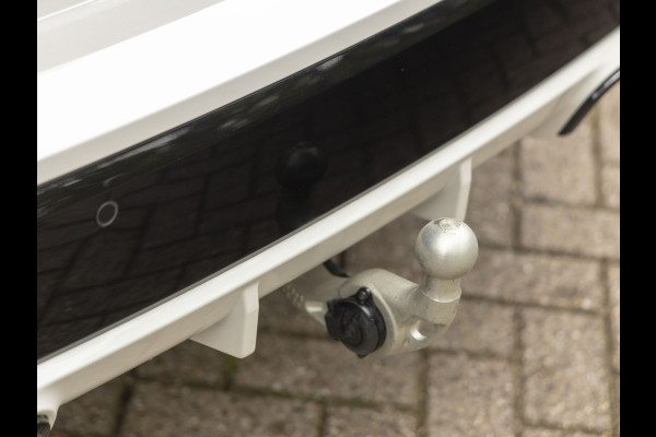 BMW X1 xDrive25e M-Sport - Trekhaak - Camera - Adapt. LED - Stoelverwarming