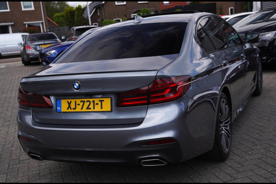 BMW 5 Serie 520i High Executive|Schuifdak|M-pakket|LED|Camera