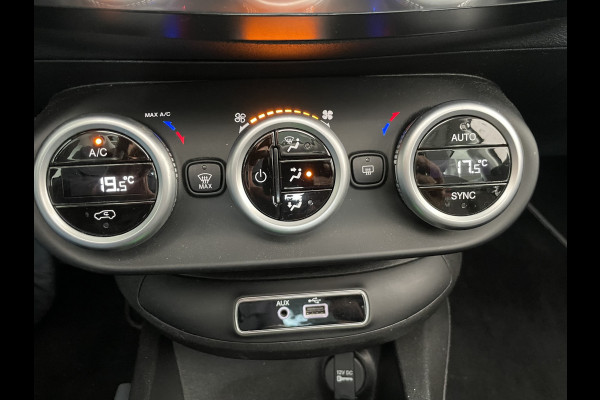 Fiat 500X 1.4 Turbo MultiAir PopStar Automaat panoramadak leer  Clim. control - Panorama schuif/kanteldak -Cruise control - Parks.A -  - Navi - Radio/USB/AUX/TEL - MFL-Stuurwiel - ML - LMV - L-Bekl. - CD+AB - Ramen E-V+A - Spiegels E-V+V - V-Stoelen VW -
