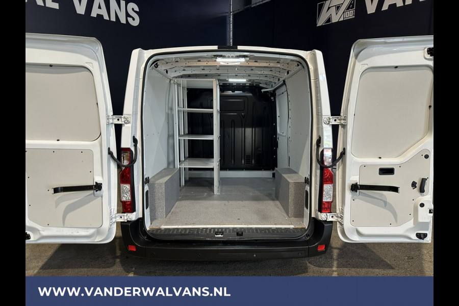 Renault Master 2.3 dCi 131pk L1H1 Euro6 Airco | Navigatie | Camera | Cruisecontrol | Sidebars Parkeersensoren, Chauffeursstoel, Bijrijdersbank