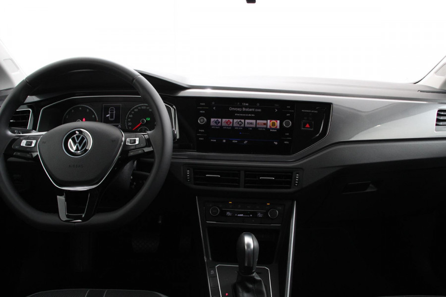Volkswagen Polo 1.0 TSI DSG Highline | Navigatie | Climate Control | Cruise Control | DAB | Bluetooth | Lichtmetalen velgen