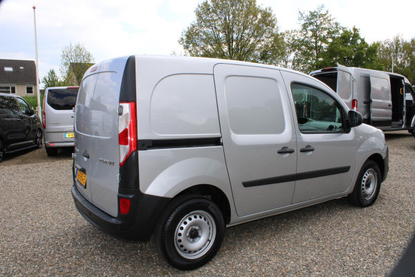 Renault Kangoo 1.5 dCi 90PK, L1, Airco, Automaat