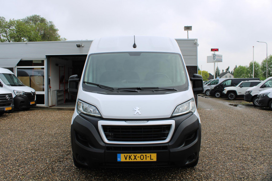 Peugeot Boxer 2.2 BlueHDi 120PK, L2H2, Airco