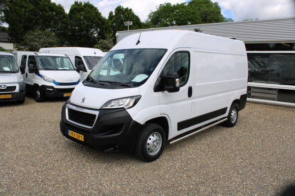 Peugeot Boxer 2.2 BlueHDi 120PK, L2H2, Airco